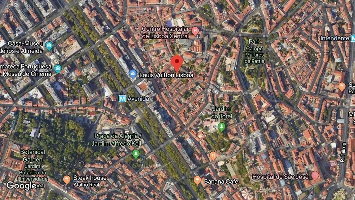 Amazing Mezzanine House With Garden - City Centre Lissabon